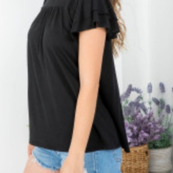 NWT Ruffle Sleeve Blouse - Picture 3 of 5